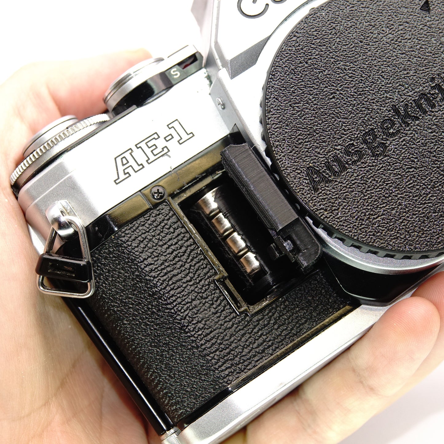 Battery adapter (4x LR44 to 4LR44/PX28) for Canon AE-1, A-1, Mamiya 645 & Pentax 67