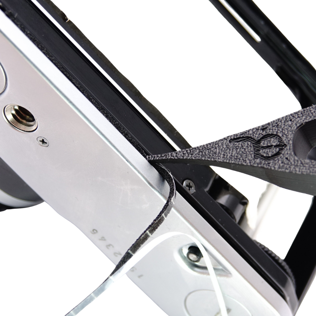 Universal light seal set with mirror damper for Canon, Nikon, Minolta & Olympus