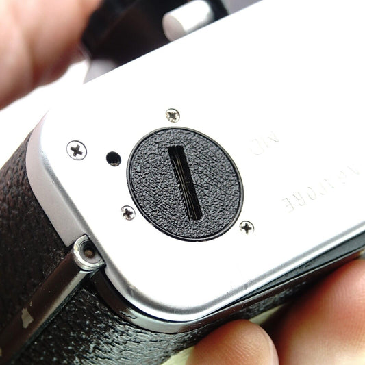 Copertura per collegamento motore per Rolleiflex SL35 / SL35 E