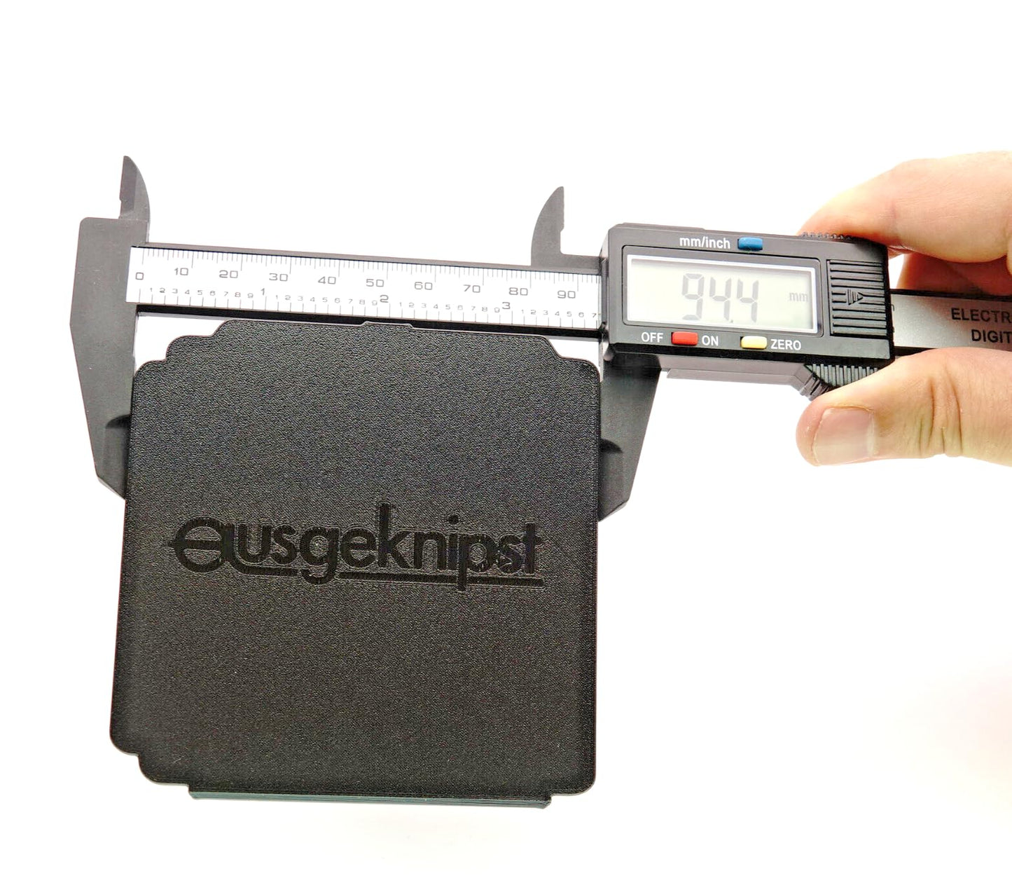 Magazine cover for Kiev 88 film cartridges